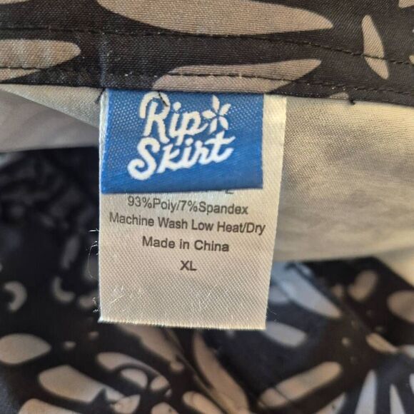 Rip Skirt Women's Shibori Charcoal Floral Poly/Spandex Wrap Skirt - Picture 9 of 14